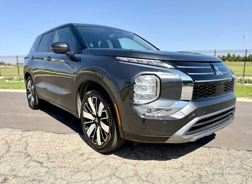 2025 Mitsubishi Outlander SE 2.5 2WD - Hamsmith Motor Company Lubbock