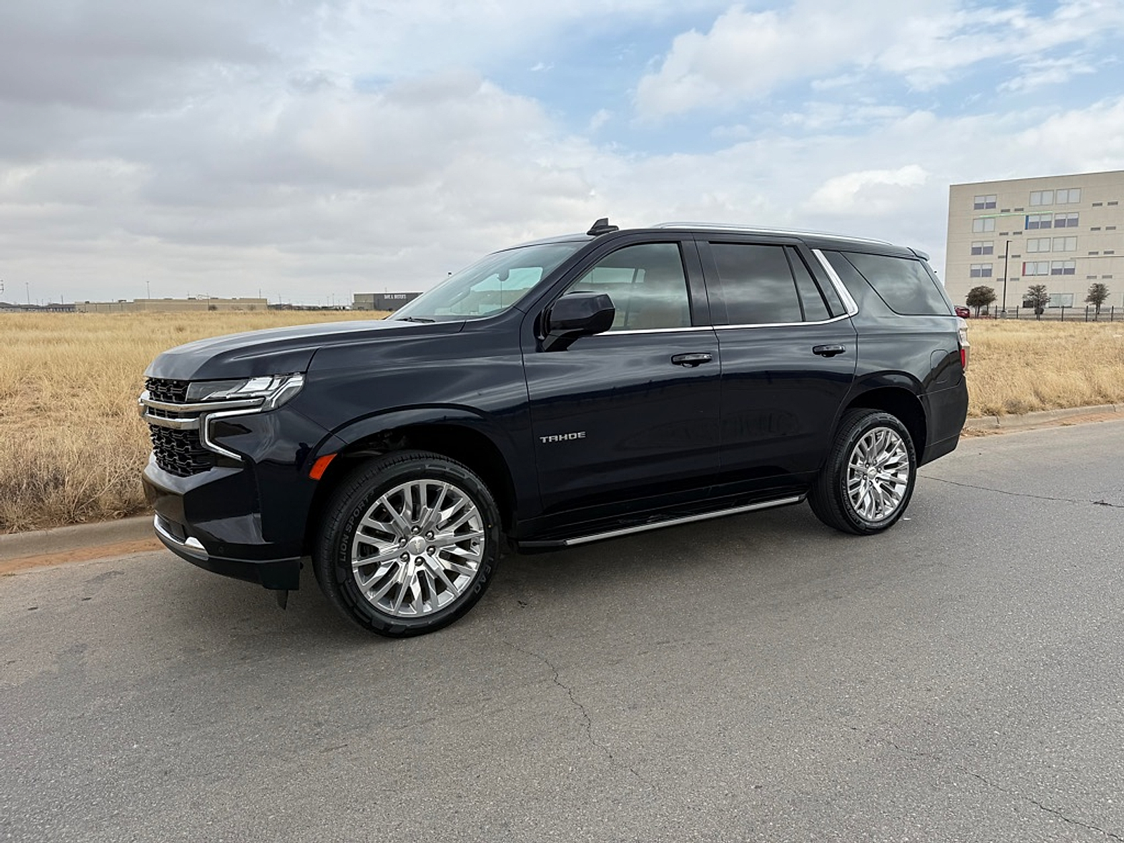 2024 Chevrolet Tahoe LS - Photo 21