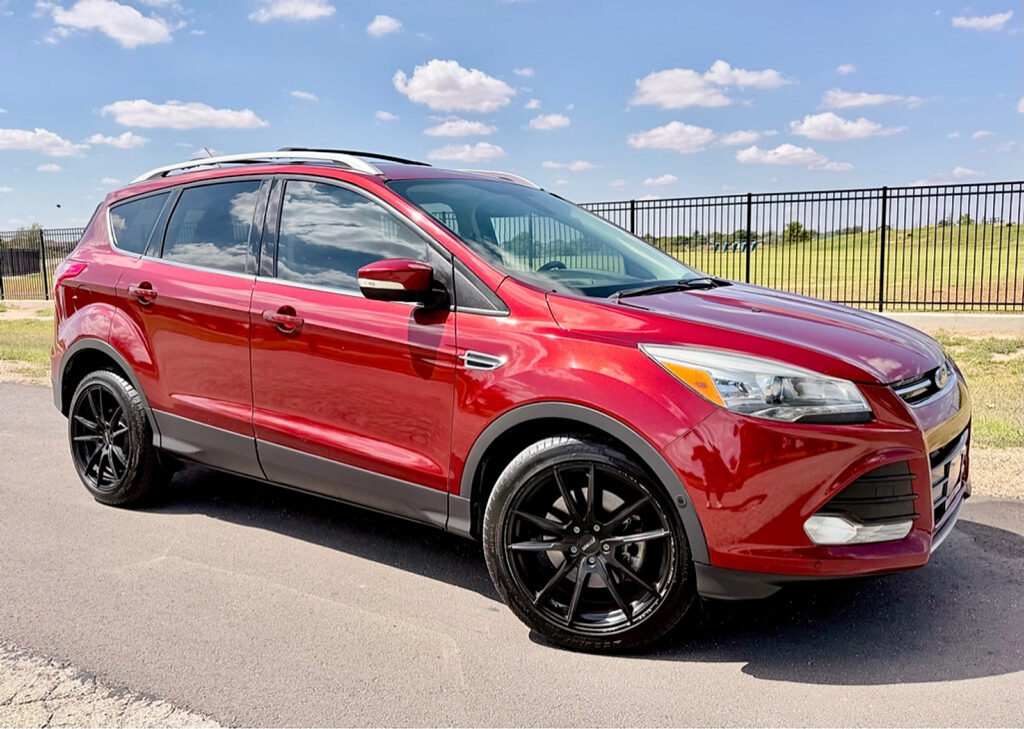 2014 Ford Escape Titanium - Hamsmith Motor Company Lubbock